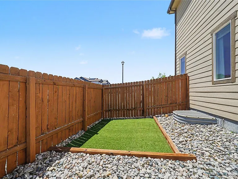 10592 Abrams Dr — Photo 37