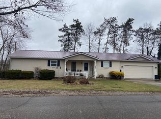659 E Main St, Gnadenhutten, OH