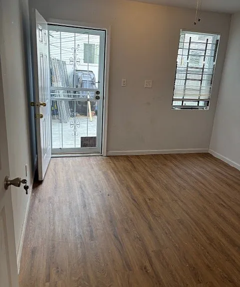 1110 N St — Photo 6