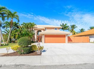 1740 Pierce Dr, Lake Worth, FL 33460