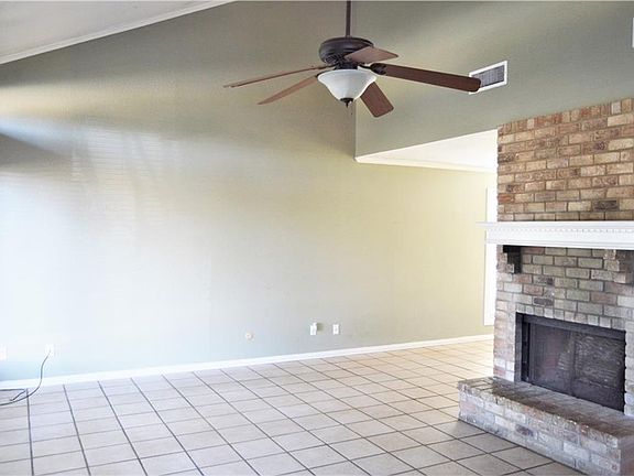 3rd image of 2209 Ramada Dr