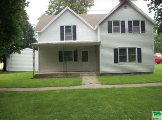 221 Myrtle St, Aurelia, IA 51005