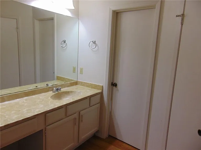 9213 Independence Loop — Photo 18