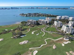 6 Belleview Blvd APT 101, Belleair, FL 33756
