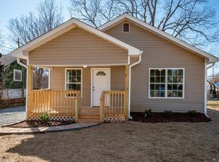 105 Hopedale St, Lexington, NC 27292