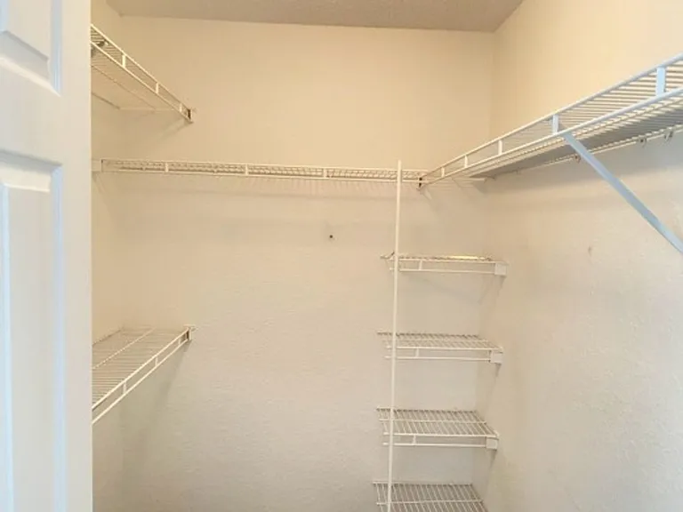 18001 Richmond Place Dr #836 — Photo 8