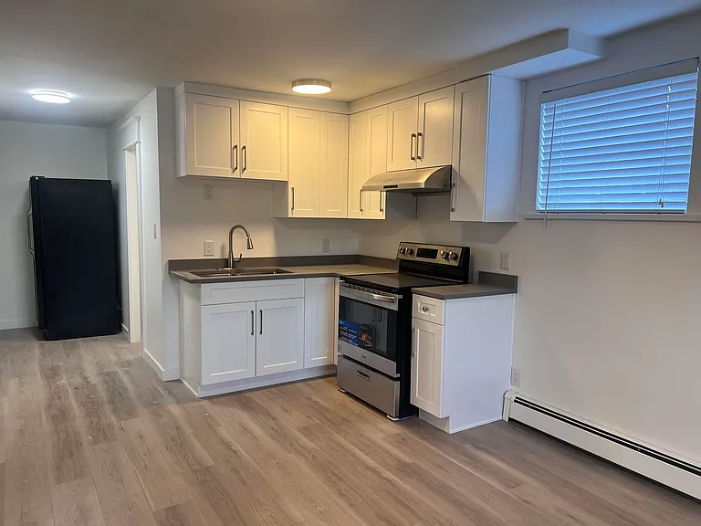 5XX E 9th St — Photo 3