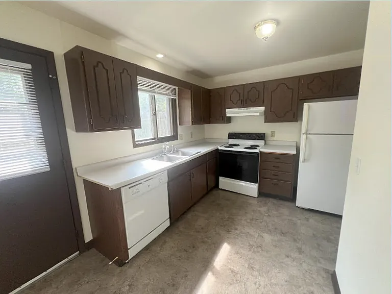536 Melody Ln #3 — Photo 6
