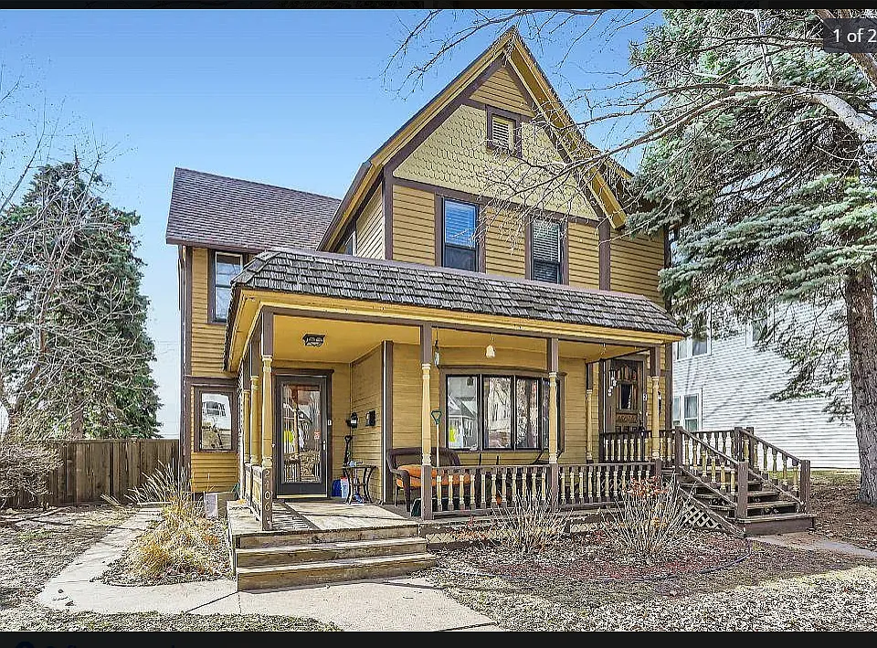 2406 Lincoln St NE