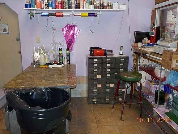 5th image of 5454 W Fullerton Ave