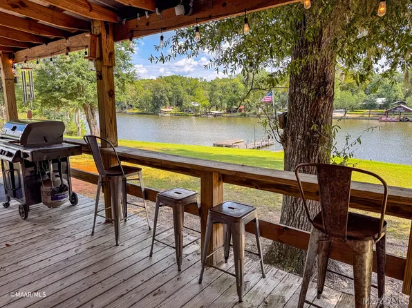 80 Sandy Shrs, Camden, AL 36726