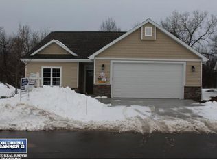 1675 Oak Hollow Ln UNIT 5-13, Neenah, WI 54956