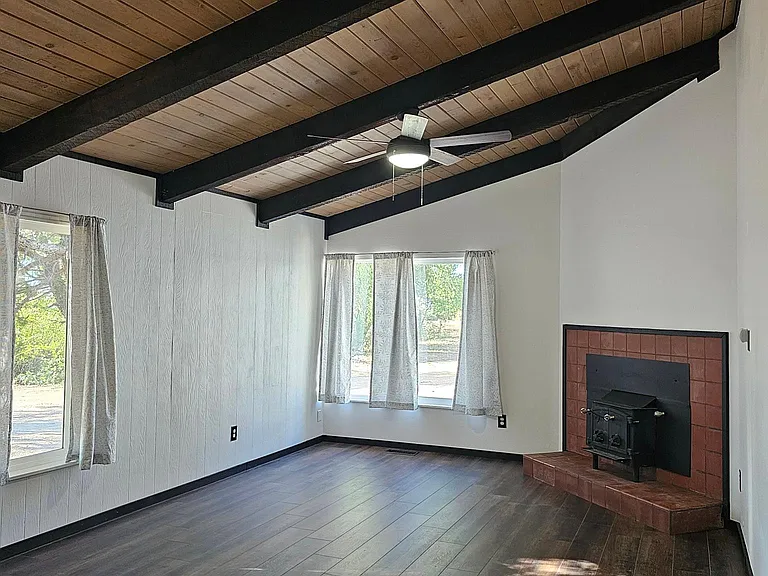 16885 Old Pueblo Rd — Photo 12