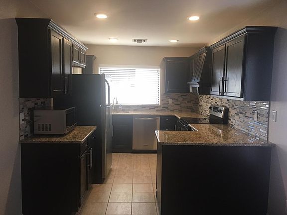2nd image of 9139 W Ludlow Dr