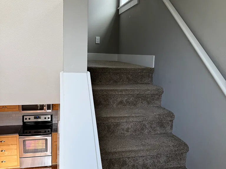 4550 SE Henry St — Photo 11