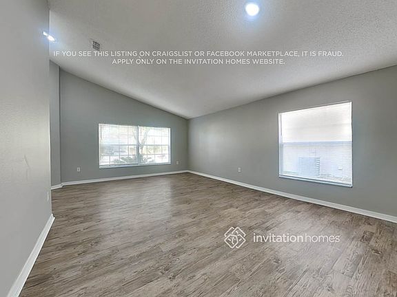 4th image of 334 Thomasdale Ave