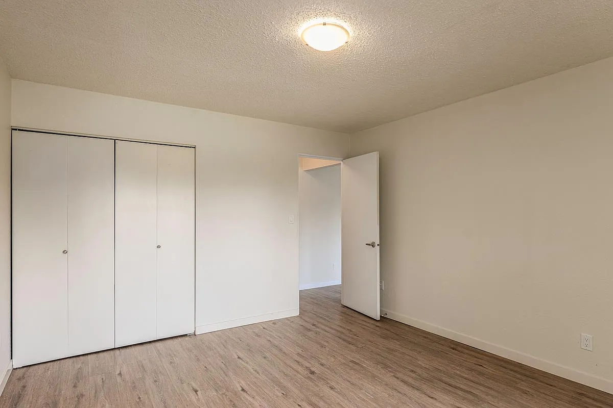 Highland Place Apartments — Photo 4