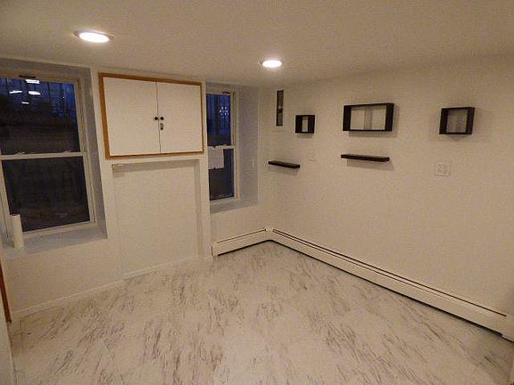 2nd image of 2204 21st St