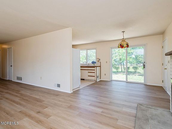 5th image of 1122 Fairview Drive