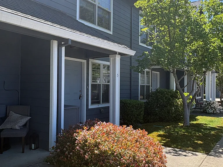 450 Midway Rd #15 — Photo 27