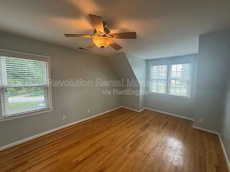 3288 Regalwoods Dr — Photo 13
