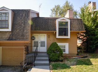 7532 Monrovia St, Lenexa, KS 66216