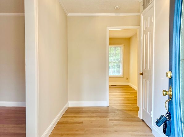 Campus area rental source photo 3
