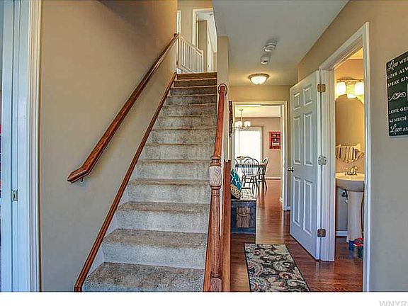 3rd image of 4731 Mosey Ln