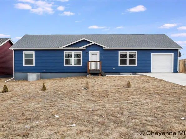 133 N Main St, Burns, WY 82053