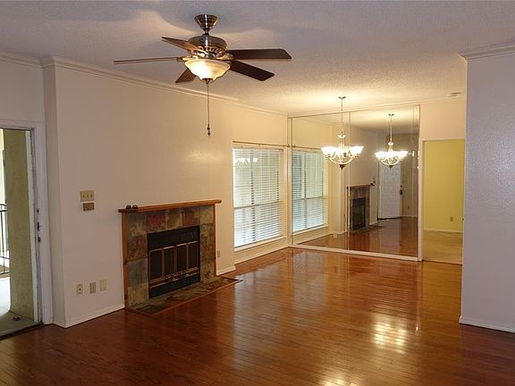 5th image of 921 Marine Dr APT 211