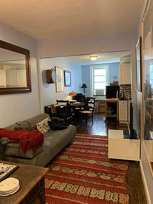 Rented by Bold New York | media 17