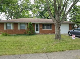 120 Lodestone Dr, Englewood, OH
