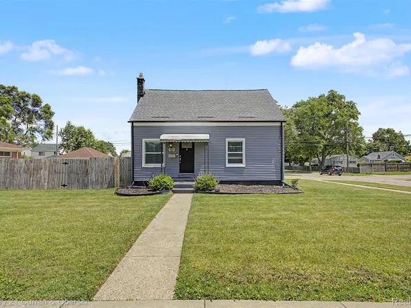 30708 Palmer Blvd, Madison Heights, MI 48071