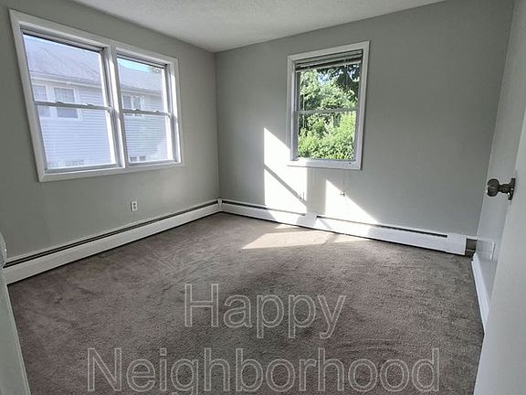 3rd image of 32 Dean Dr Unit 2W