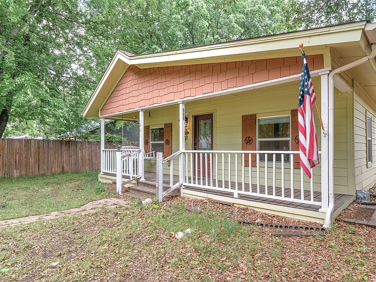 Listing photo 3