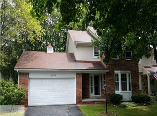 1201 Glenmeadow Ln, East Lansing, MI 48823
