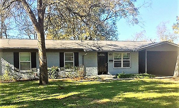 1st image of 109 N Hickory Ave