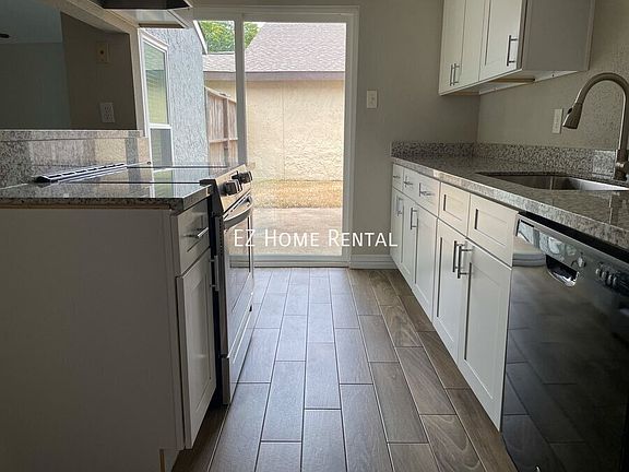 5th image of 10310 Richmond Hill Dr