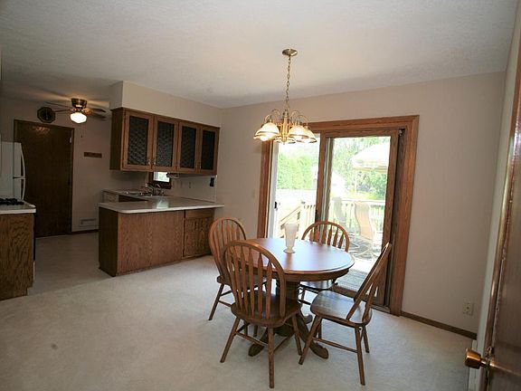 5th image of 675 106th Ave NE