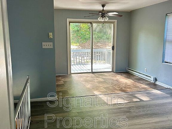4th image of 210 Rives Rd APT A