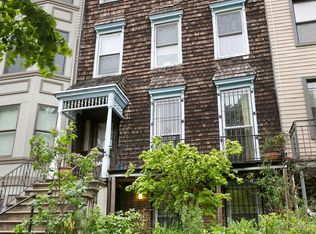 223 Washington Ave, Brooklyn, NY 11205