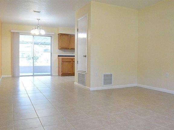 4th image of 2197 NW 42nd Pl
