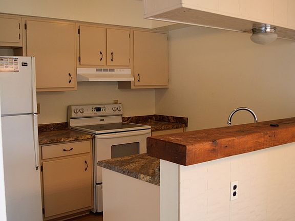 3rd image of 513-A Wigwam Ln
