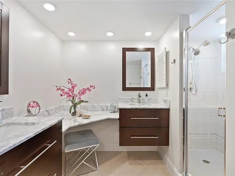 5550 Heron Point Dr #1902 — Photo 4