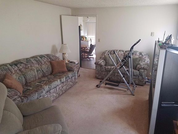 4th image of 11122 Amethyst St