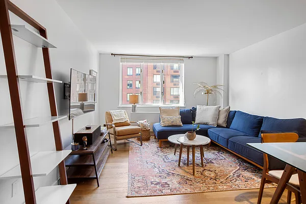 Rented by Platinum Properties | media 1