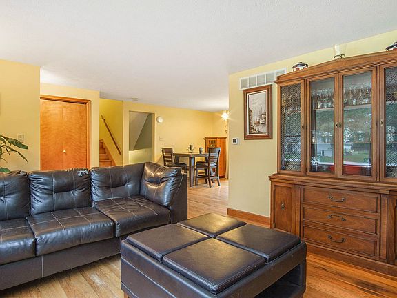 4th image of 18631 S Cypress Cir