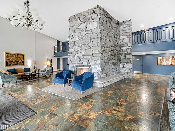 4th image of 1198 Royal Glen Dr APT 222