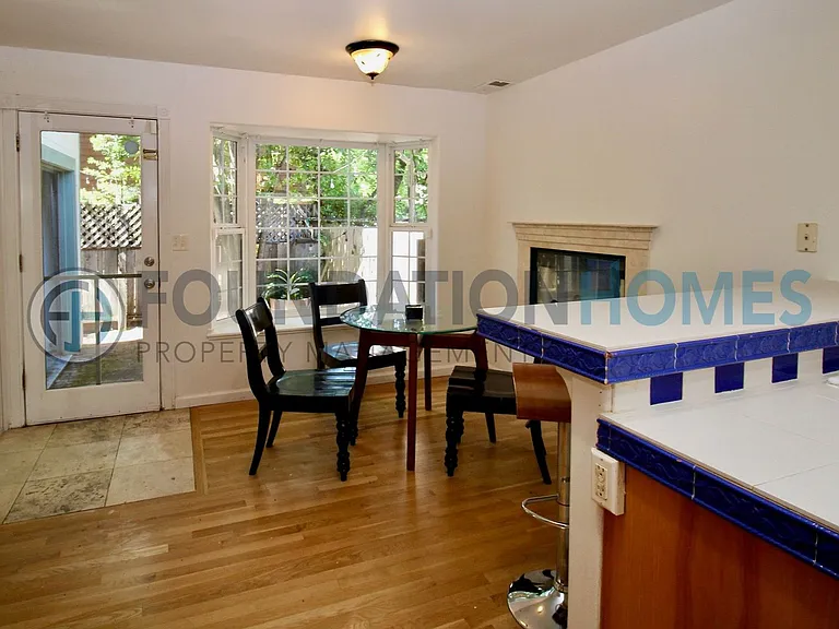 9 Scenic Ave — Photo 5