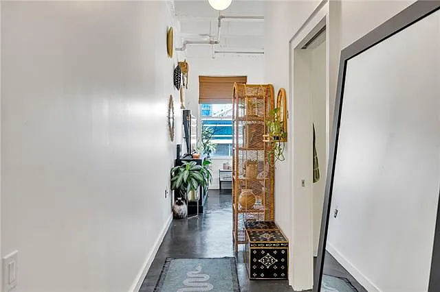 835 Julia St #4 — Photo 9